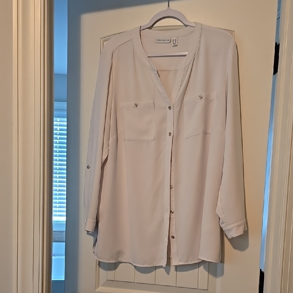 Cream Button-Up Blouse
